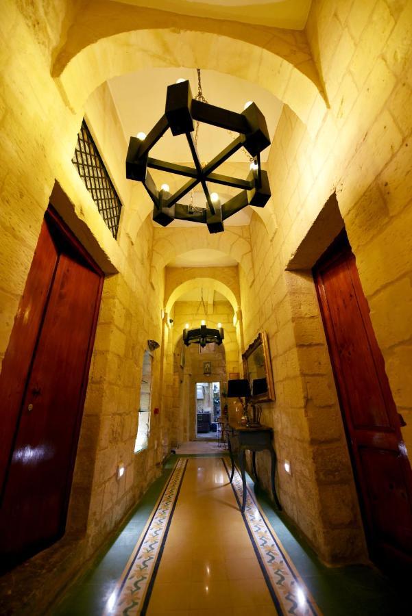 The Lodge Cospicua Bagian luar foto