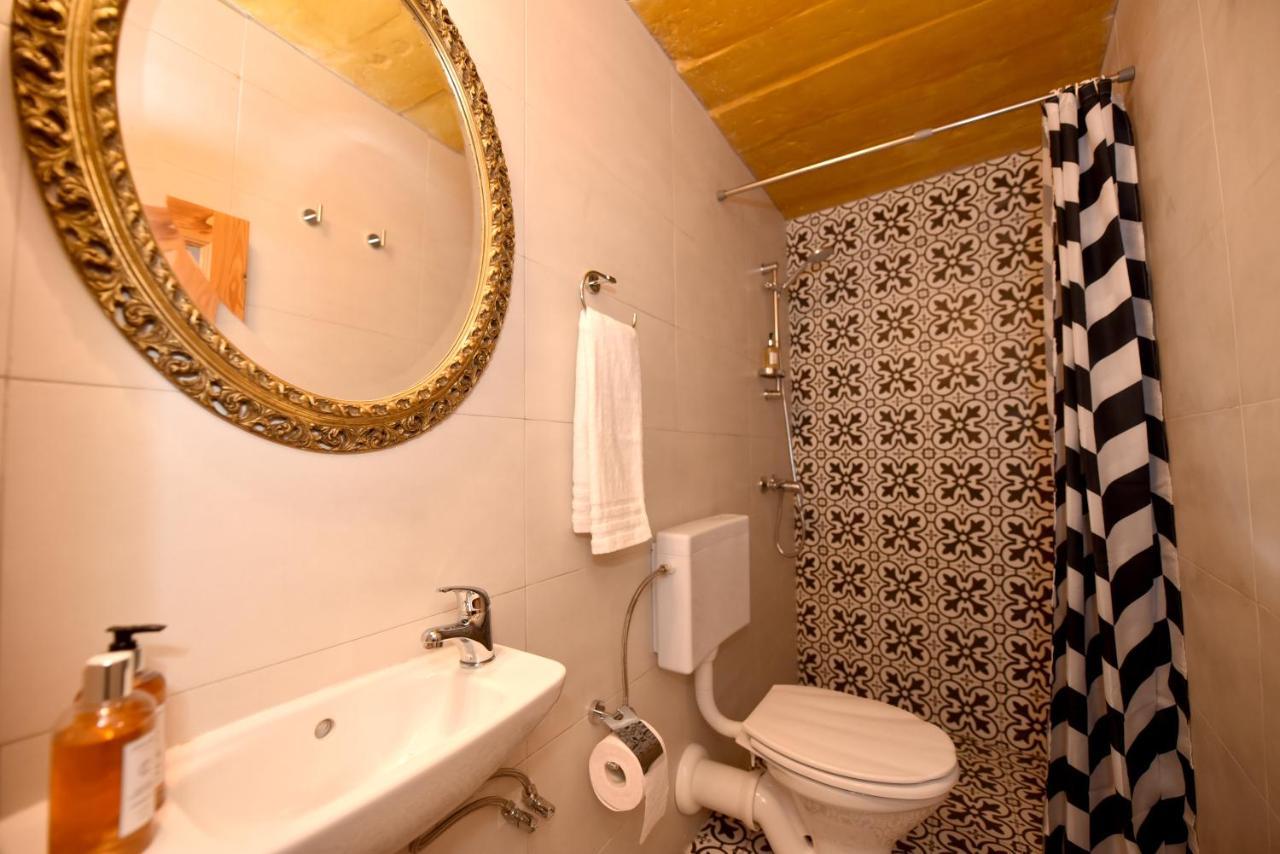 The Lodge Cospicua Bagian luar foto