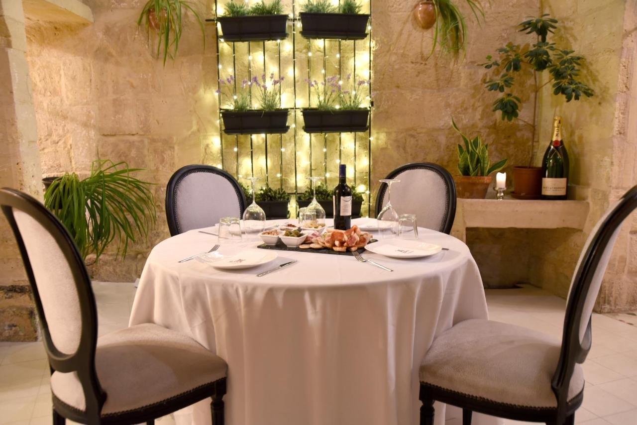 The Lodge Cospicua Bagian luar foto